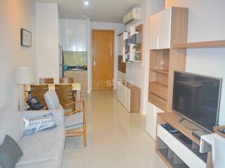 1-bedroom high floor condo in the Nana/Petchaburi area