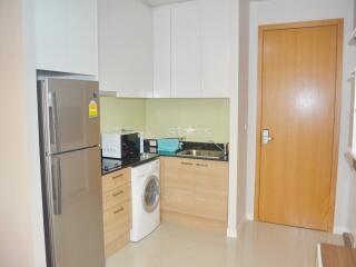 1-bedroom high floor condo in the Nana/Petchaburi area