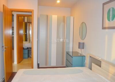 1-bedroom high floor condo in the Nana/Petchaburi area