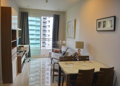 1-bedroom high floor condo in the Nana/Petchaburi area