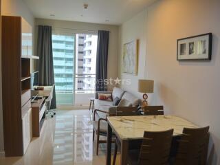 1-bedroom high floor condo in the Nana/Petchaburi area