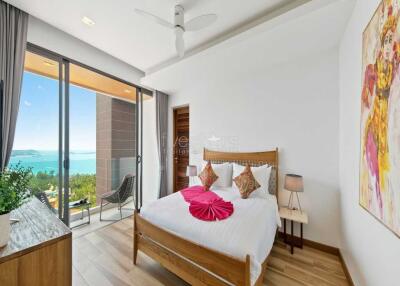 Luxury 3-bedrooms villa with a beautiful seaview in Chaweng Noi