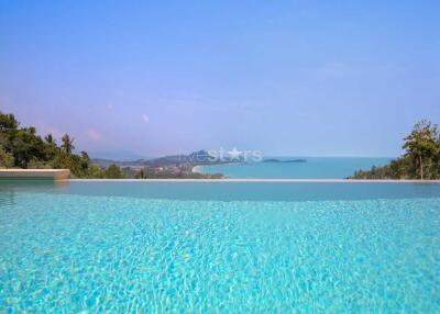 Luxury 3-bedrooms villa with a beautiful seaview in Chaweng Noi