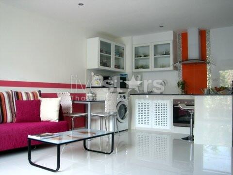 1 bedroom condo for sale on Soi Yen Akat - Sathorn