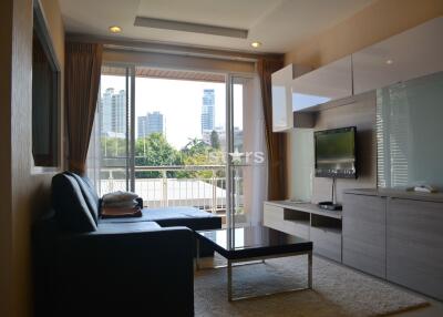 2-bedroom spacious condo close to BTS Phromphong