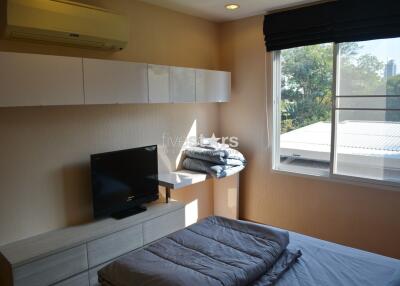 2-bedroom spacious condo close to BTS Phromphong