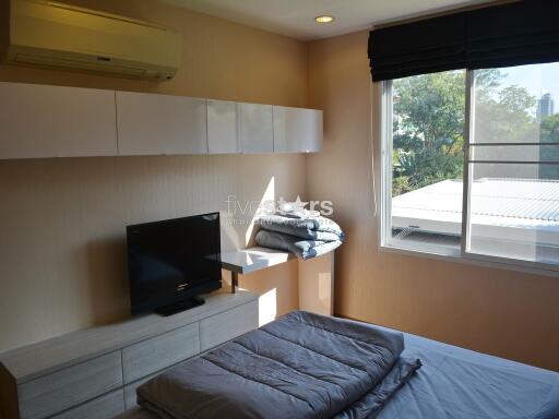 2-bedroom spacious condo close to BTS Phromphong