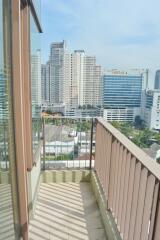 2-bedroom modern duplex close to BTS Phrom Phong