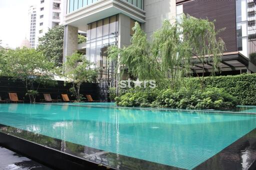 2-bedroom modern duplex close to BTS Phrom Phong