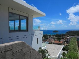 High end Seaview apartment for sale close to Kata beach