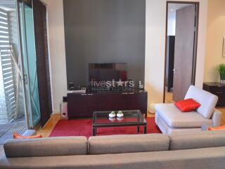 2-bedroom high floor condo close to Asok intersection