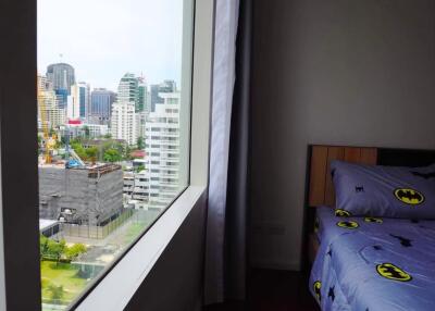 2-bedroom spacious condo for sale close to BTS Asoke