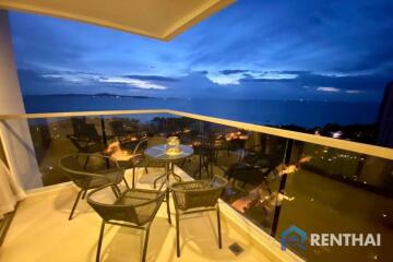 The Peak Towers Condominium on Pratumnak hill 2 bedroom 92 sq.m. Sea view