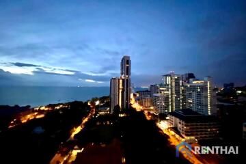 The Peak Towers Condominium on Pratumnak hill 2 bedroom 92 sq.m. Sea view