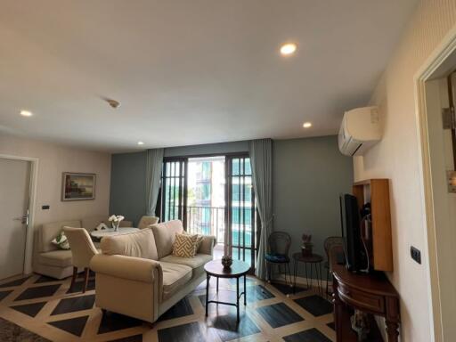 2 Bedrooms Condo In Espana Resort Pattaya For Sale