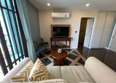 2 Bedrooms Condo In Espana Resort Pattaya For Sale