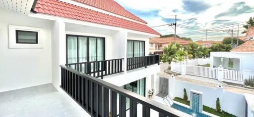Luxury 2 Storey Pool Villa In Siam Country Club For Sale