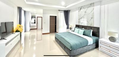 Luxury 2 Storey Pool Villa In Siam Country Club For Sale