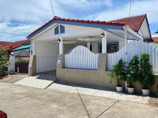 2 Bedrooms House In Khao Talo East Pattaya For Sale