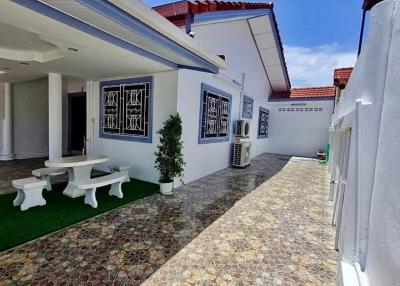 2 Bedrooms House In Khao Talo East Pattaya For Sale