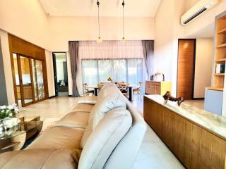 Pool Villa In The Maple Pattaya For Sale