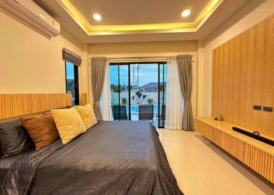 Modern Luxury Pool Villa In Garden Ville 7 Huay Yai For Sale