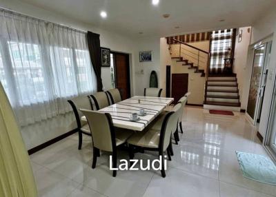 3 Beds 3 Baths 360 SQ.M. Seabreeze Villa Pattaya