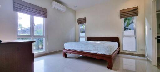 3 Bedrooms Huay Yai House for Sale
