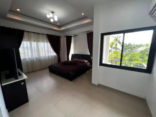 2 Storey Luxury House In Baan Dusit Pattaya Lake 2 For Sale