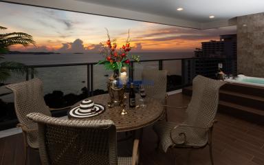 2 Bedrooms Condo in Elysium Residences Pratumnak C004860