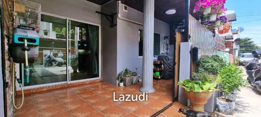 2 Beds 2 Baths Townhouse in Thepprasit Area