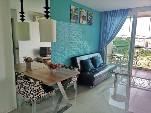 1 Bedroom Condo In The Atlantis Condo Resort For Sale.