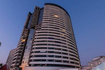 Penthouse In Jomtien Plaza For Sale