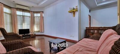 3 Beds 3 Baths 210 SQ.M. The Villas Rachawadee