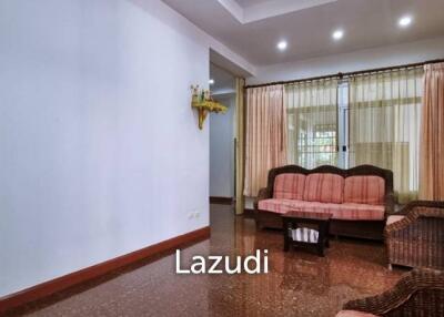 3 Beds 3 Baths 210 SQ.M. The Villas Rachawadee