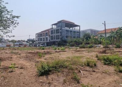 1 Rai Land Plot in Thappraya for Sale