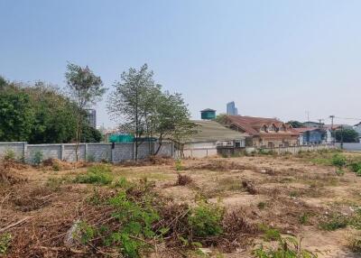 1 Rai Land Plot in Thappraya for Sale