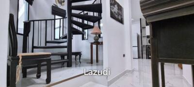 3 Bedrooms Modern House for Sale