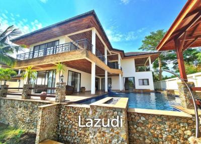 Lake Side House in Huay Yai for Sale