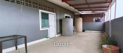 4 Storey Building for Sale in Khao Noi