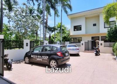 8 Bedrooms House at Khao Talo for Sale