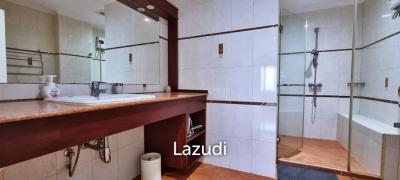 4 Bed 4 Bath 266 SQ.M Wongamat Tower Condominium