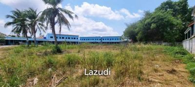 Apartment Building and Land for Sale