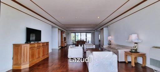 3 Beds 266 SQ.M Royal Cliff Garden Condo