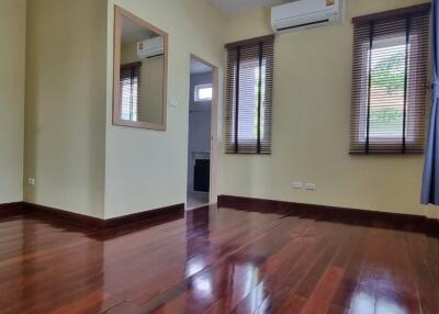 2 Storey Bang Saray House for Sale