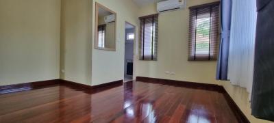 2 Storey Bang Saray House for Sale