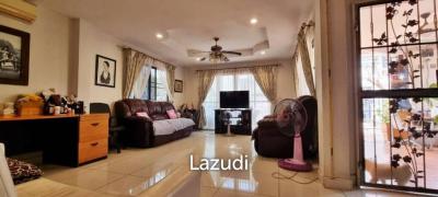 2 Storey House for Sale in Na-Kluea