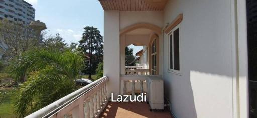 2 Storey House for Rent in Na Jomtien