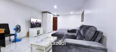 Studio Pattaya Beach Condo for Sale