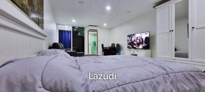 Studio Pattaya Beach Condo for Sale